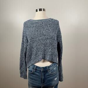 BDG • Knit Cropped Long Sleeve Sweater